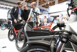 Die "eurobike", Leitmesse der Fahrradwelt, ermöglicht Begegnungen und Gespräche nicht nur zwischen Herstellern und Händlern. Auch interessierte Nutzer kommen hier an Infos aus allererster Hand.