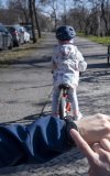 Kinder im Laufradalter haben noch keinen Überblick für ihr Umfeld. Da ist es oft wünschenswert, eine ferngesteuerte Bremse an Bord zu wissen. "Mystopy" ist für Laufräder von Puky konzipiert und wird drahtlos ausgelöst.