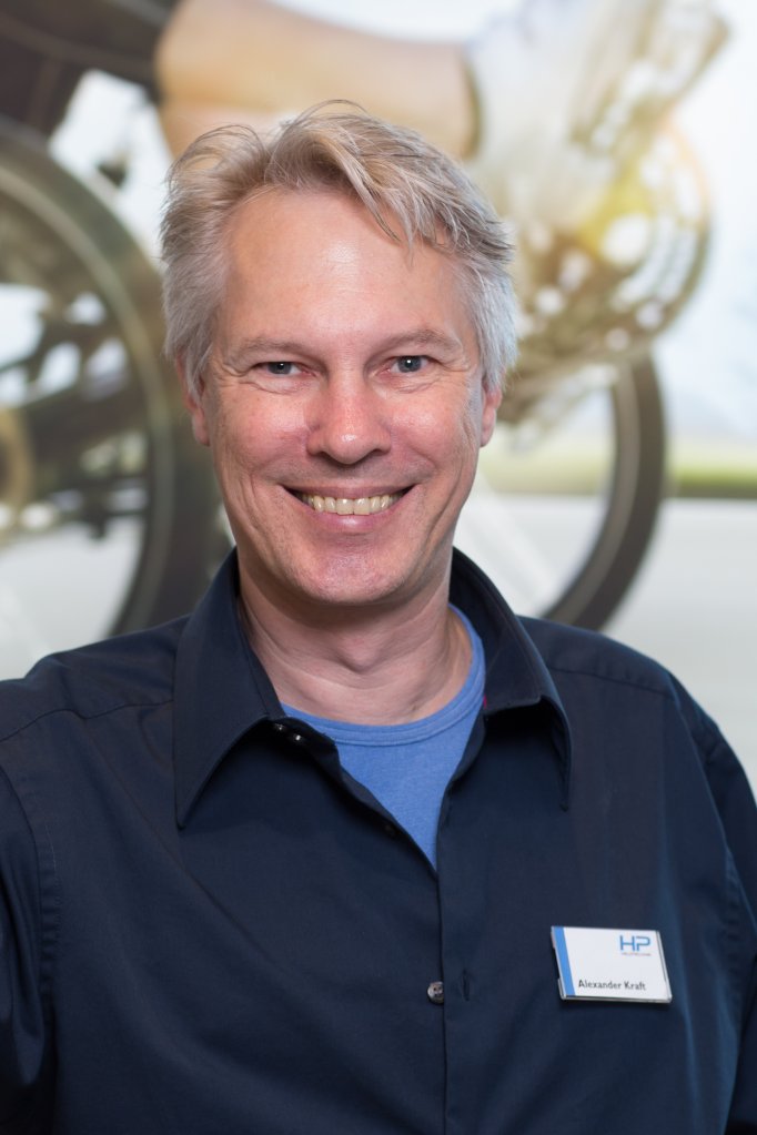 Ein Porträt von Alexander Kraft, Pressesprecher der Firma HP Velotechnik.