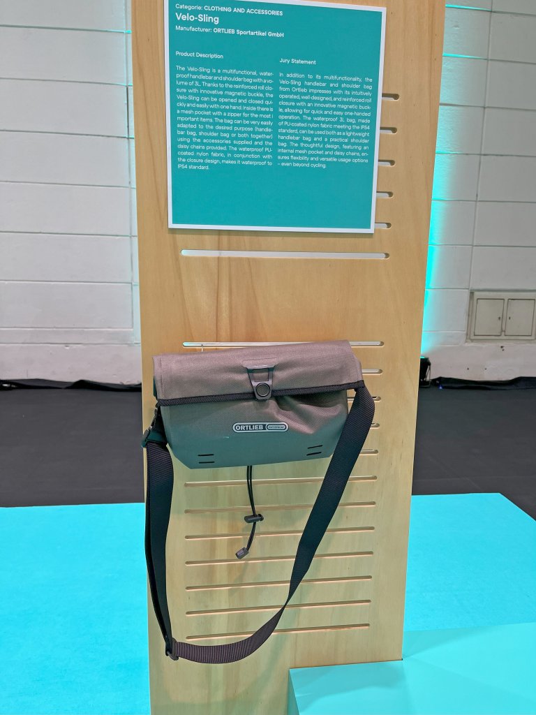 Umhänge- und Lenkertasche von Ortlieb auf der Eurobike.