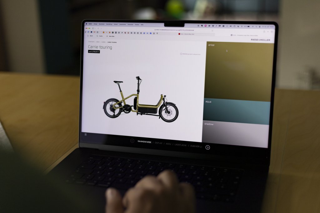 Laptop-Bildschirm mit Fahrradseite