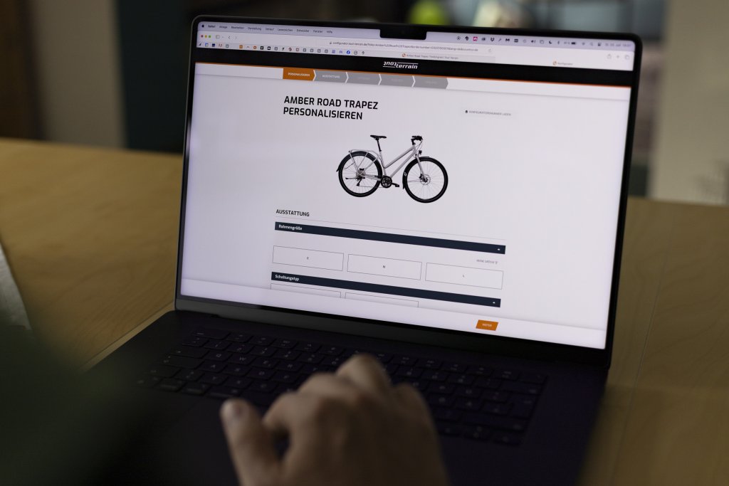 Laptop-Bildschirm mit Fahrradseite