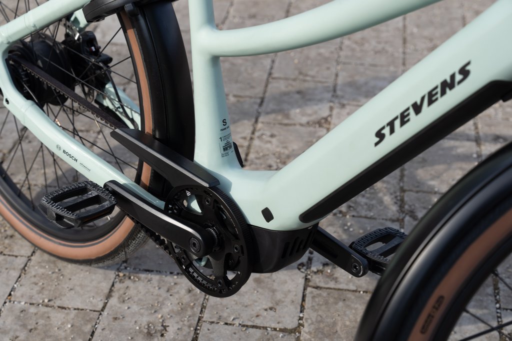 Motor eines E-Bikes in Großaufnahme.