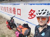 Lost in Translation: Was die die Beschriftung auf dieser Mauer genau bedeutet, erschließt sich der Reiseradlerin Andrea Freiermuth nicht.