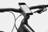 Internet unterwegs: Immer ausgefeilter wird die elektronische Vernetzung von Fahrrad, Hersteller(-App) und Nutzer. Das "digitale Endgerät" will dafür sicher am Lenker fixiert sein.