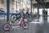 Vom Roller bis zum E-Bike: Die zweirädrige Mobilität umfasst Angebote für Jung und Alt.